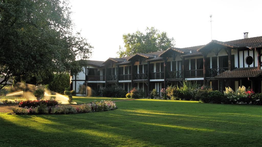 Auberge Des Pins - Teritoria Sabres Kültér fotó