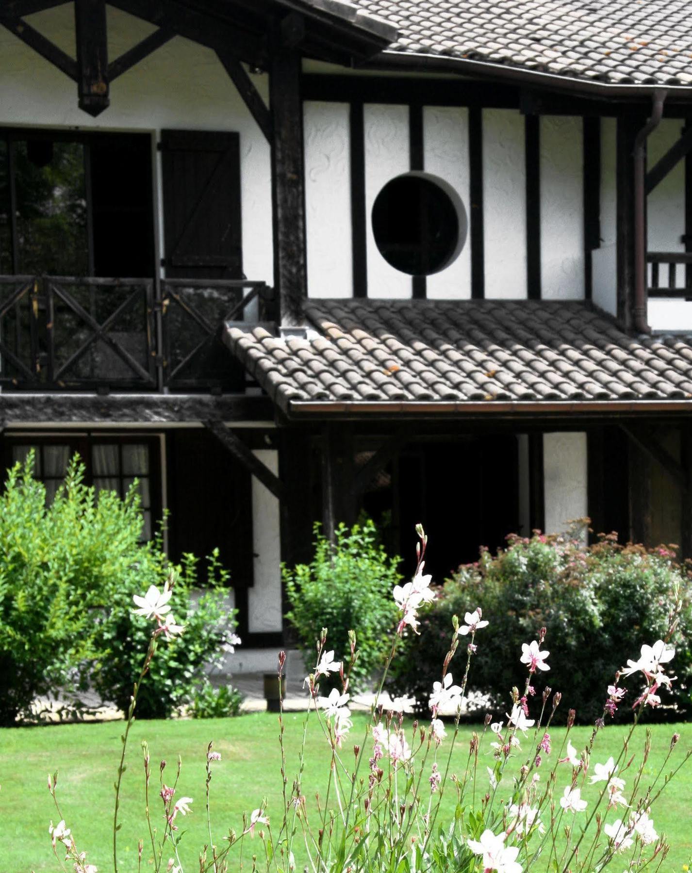 Auberge Des Pins - Teritoria Sabres Kültér fotó