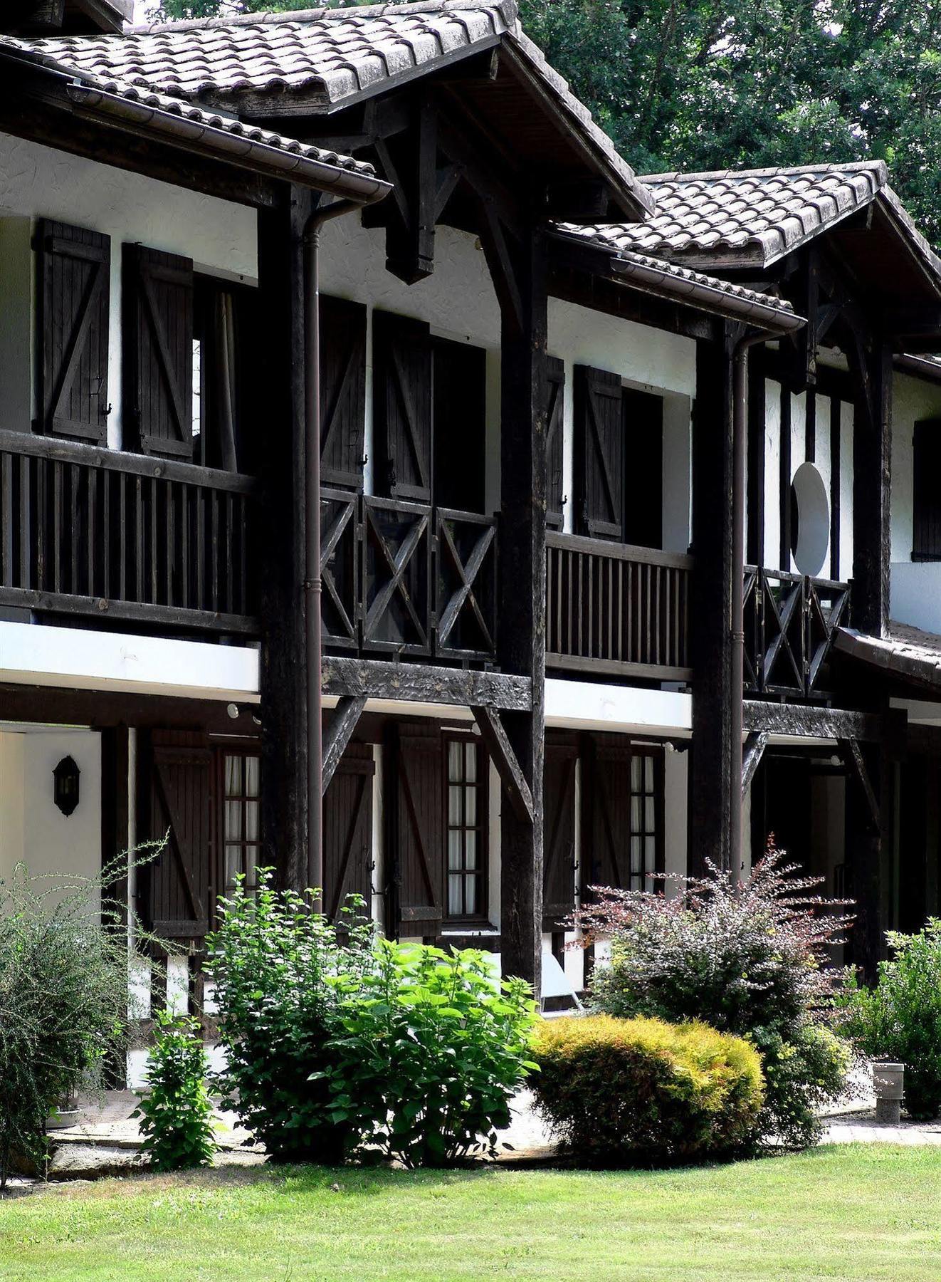 Auberge Des Pins - Teritoria Sabres Kültér fotó
